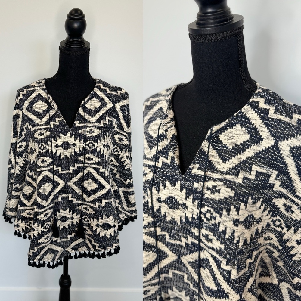 Joy Joy Blue White Tassel Edging V-Neck Poncho (S/M)